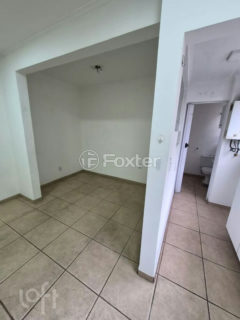 Image 2 - 1015393
