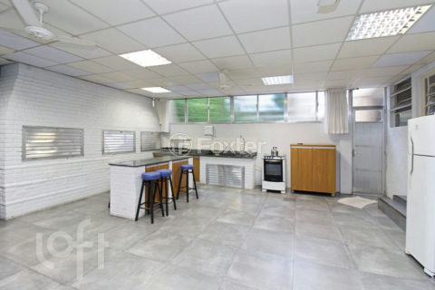 Image 38 - 1015393