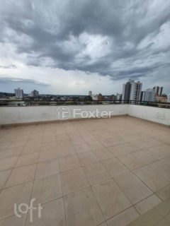Image 37 - 1015398