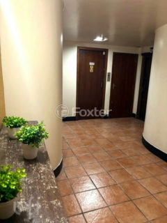 Image 2 - 1015417