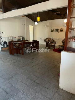 Image 17 - 1015430