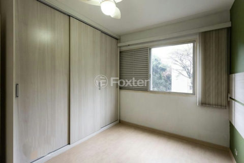 Image 21 - 1015439