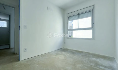 Image 3 - 1015444