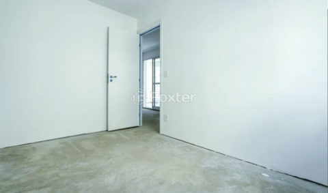 Image 4 - 1015444