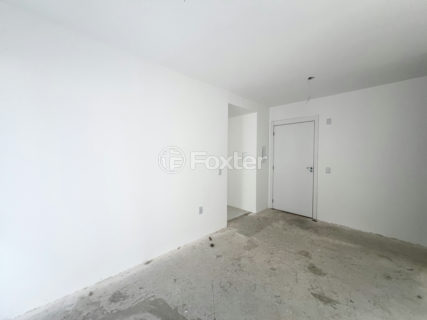 Image 4 - 1015447