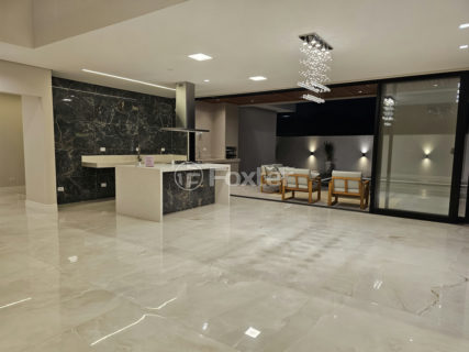 Image 7 - 1015519