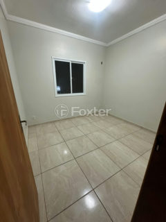 Image 3 - 1015561