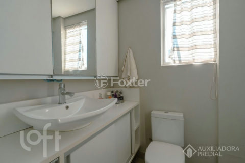 Image 7 - 1015571