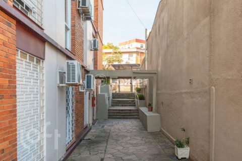 Image 24 - 1015572
