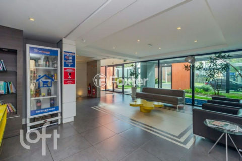Image 31 - 1015584