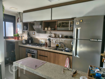 Image 3 - 1015584