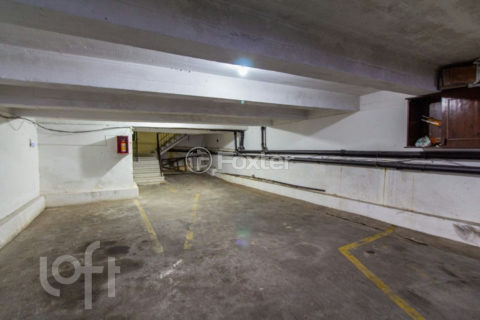 Image 32 - 1015590