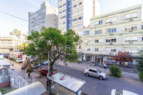 Image 8 - 1015590