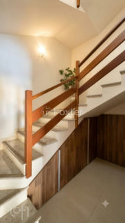 Image 35 - 1015591