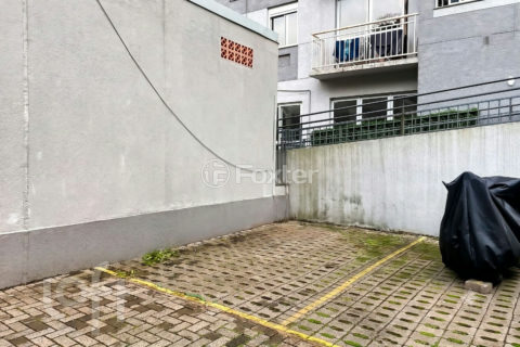 Image 16 - 1015593