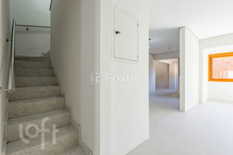 Image 7 - 1015599
