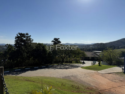 Image 38 - 1015615
