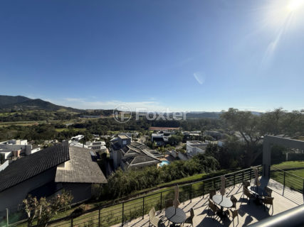 Image 31 - 1015615