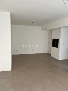 Image 1 - 1015622