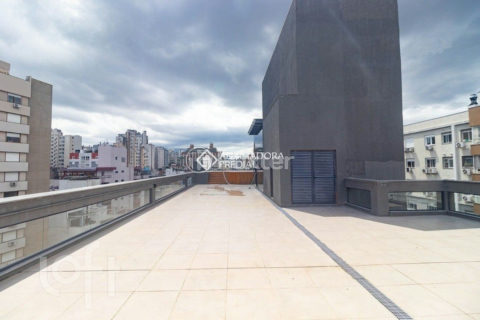 Image 20 - 1015656