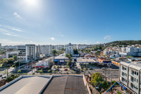 Image 42 - 1015710