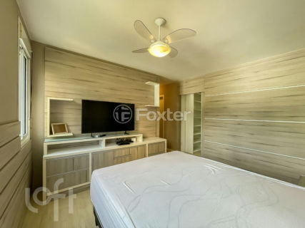 Image 31 - 1015721