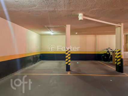 Image 35 - 1015721