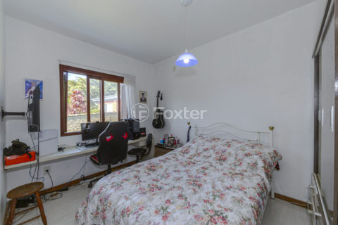 Image 4 - 1015726