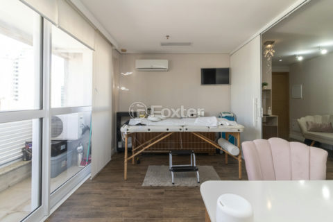 Image 1 - 1015732