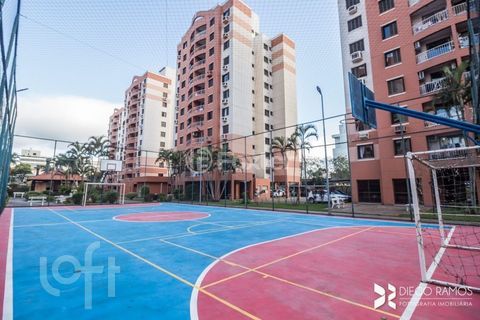 Image 17 - 1015737