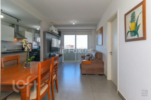 Image 7 - 1015739