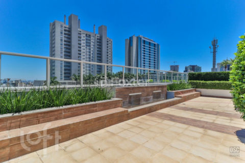 Image 74 - 1015739