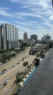 Image 38 - 1015739