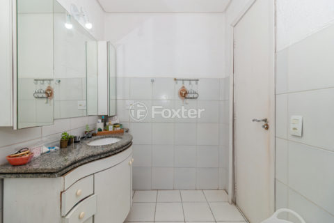 Image 34 - 1015755