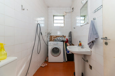 Image 38 - 1015755