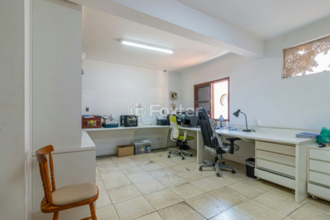 Image 24 - 1015755