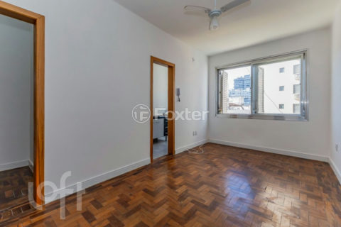 Image 21 - 1015774
