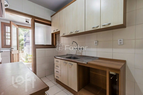 Image 18 - 1015777