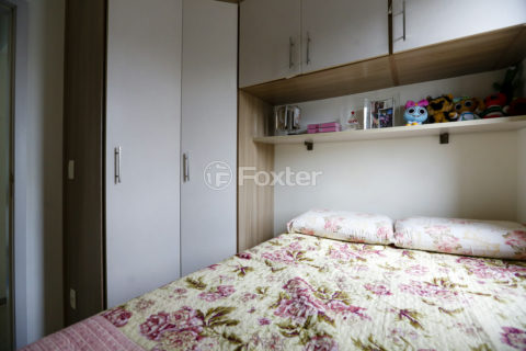 Image 11 - 1015779