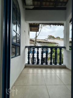 Image 6 - 1015788