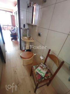 Image 20 - 1015789
