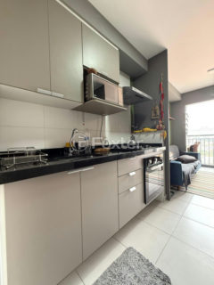 Image 10 - 1015798