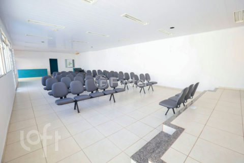 Image 21 - 1015799