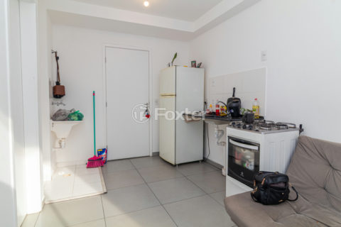 Image 7 - 1015810