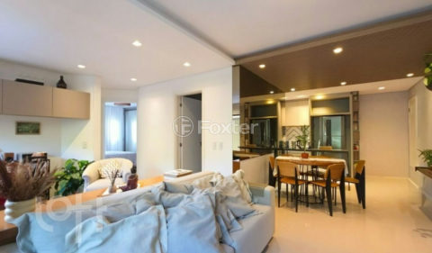 Image 3 - 1015818