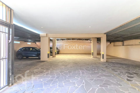 Image 39 - 1015835