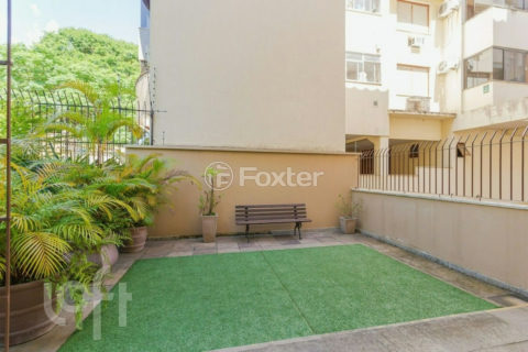 Image 32 - 1015840