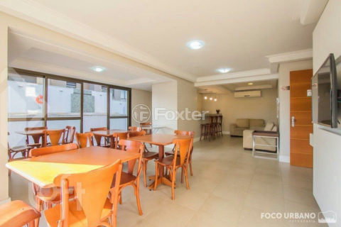 Image 20 - 1015854