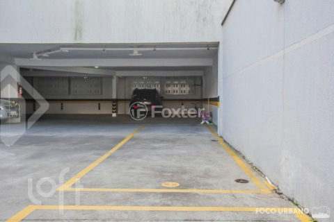 Image 30 - 1015854