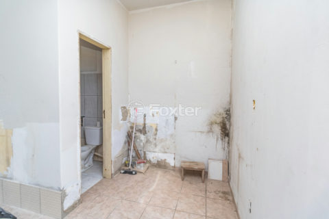Image 26 - 1015870